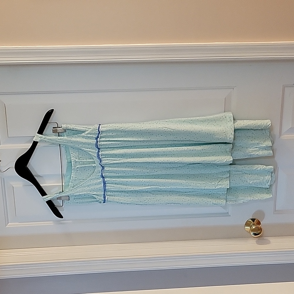 Donna Nadeau mint green and blue and white pajamas 2 piece set small